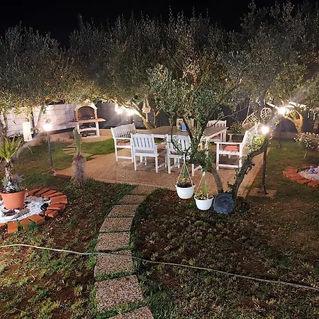 Villa Lungomare With Private Pool *