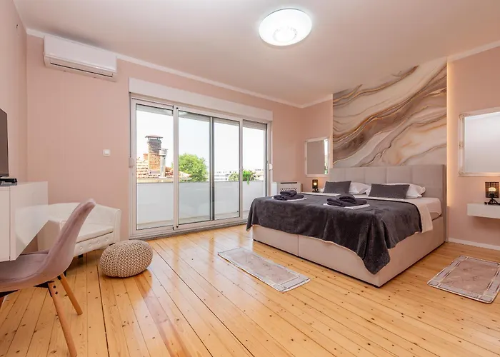 ヴィラ Lungomare With Private Pool *