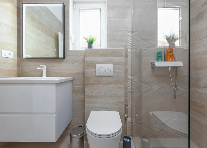 ヴィラ Lungomare With Private Pool