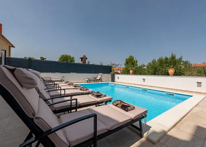 ヴィラ Lungomare With Private Pool *